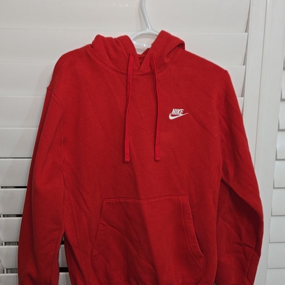 Nike Men's Red Hoodie Sweater - Picture 1 of 3